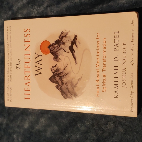 The Heartfulness Way by Kamlesh D. Patel and Joshua Pollack - Picture 1 of 2